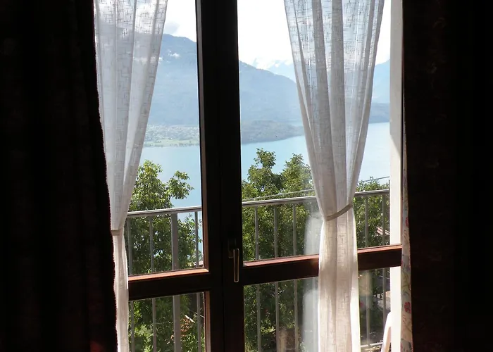 Tamola Hotel 2*
