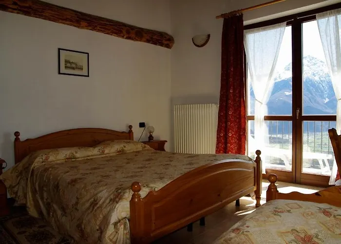 Отель Tamola Сорико